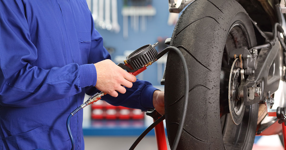 Koji su ispravni tlakovi u gumama motocikla?